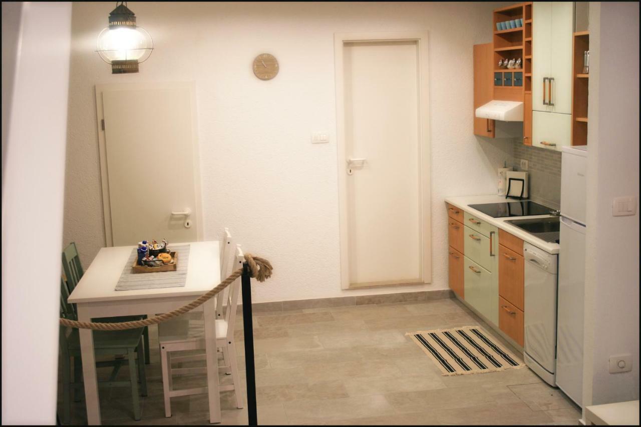 Casa Vacanze Enjoy Pirano Eksteriør bilde